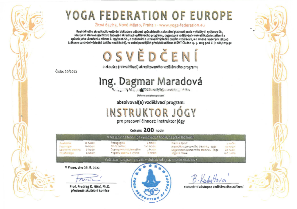 Osvědčení Dagmar Maradové o absolvování vzdělávacího programu Instruktor jógy, vydané Yoga Federation of Europe v českém jazyce.